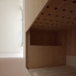 Kubatur ist die Raumlösung für Familien mit Kindern. Design & Konzept by Agathe Descamps.