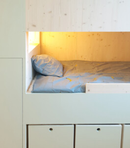 Kubatur ist die Raumlösung für Familien mit Kindern. Design & Konzept by Agathe Descamps.