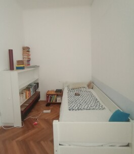 Kubatur ist die Raumlösung für Familien mit Kindern. Design & Konzept by Agathe Descamps.